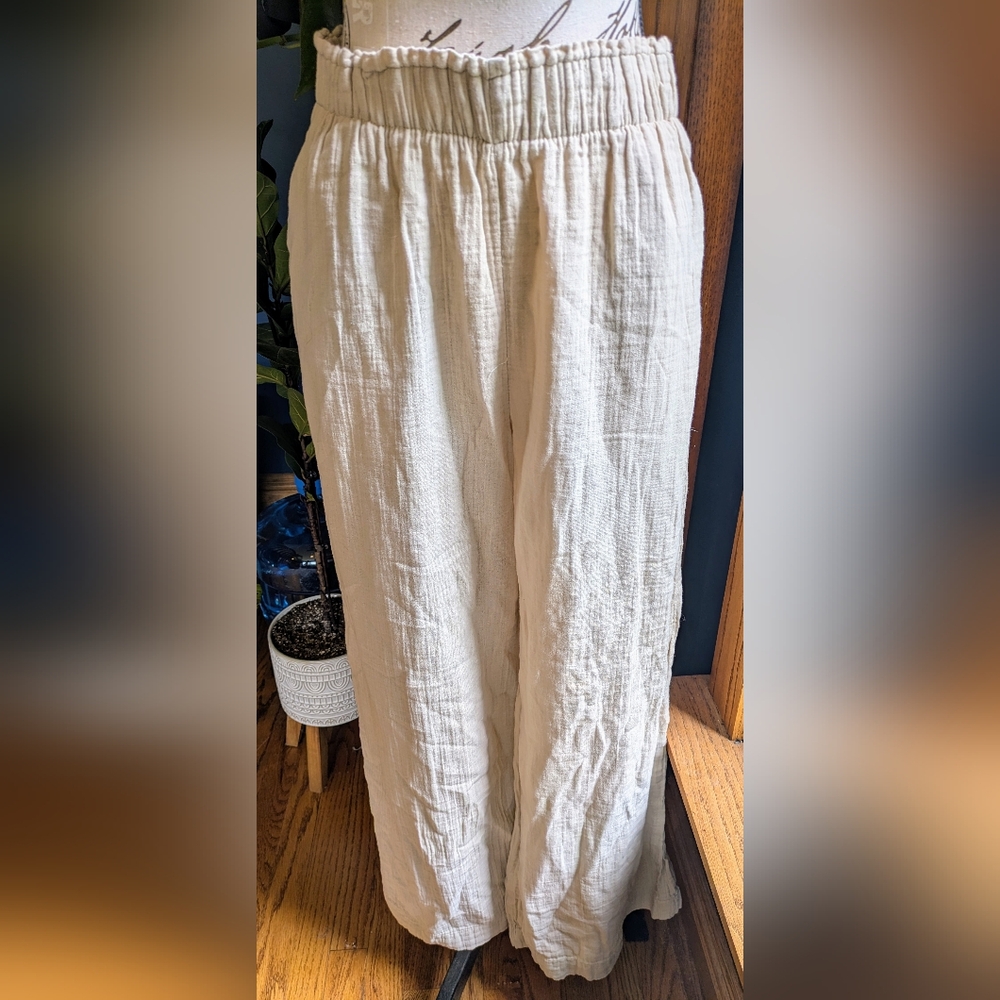 NWT GAP Cotton Pull-on Wide-Leg Pants Size Medium Cream Beige